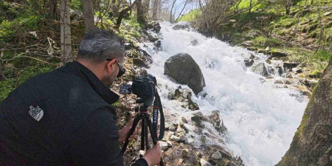 Kar suları eriyince coştu! Beyazsu Şelalesi göz kamaştırdı 3